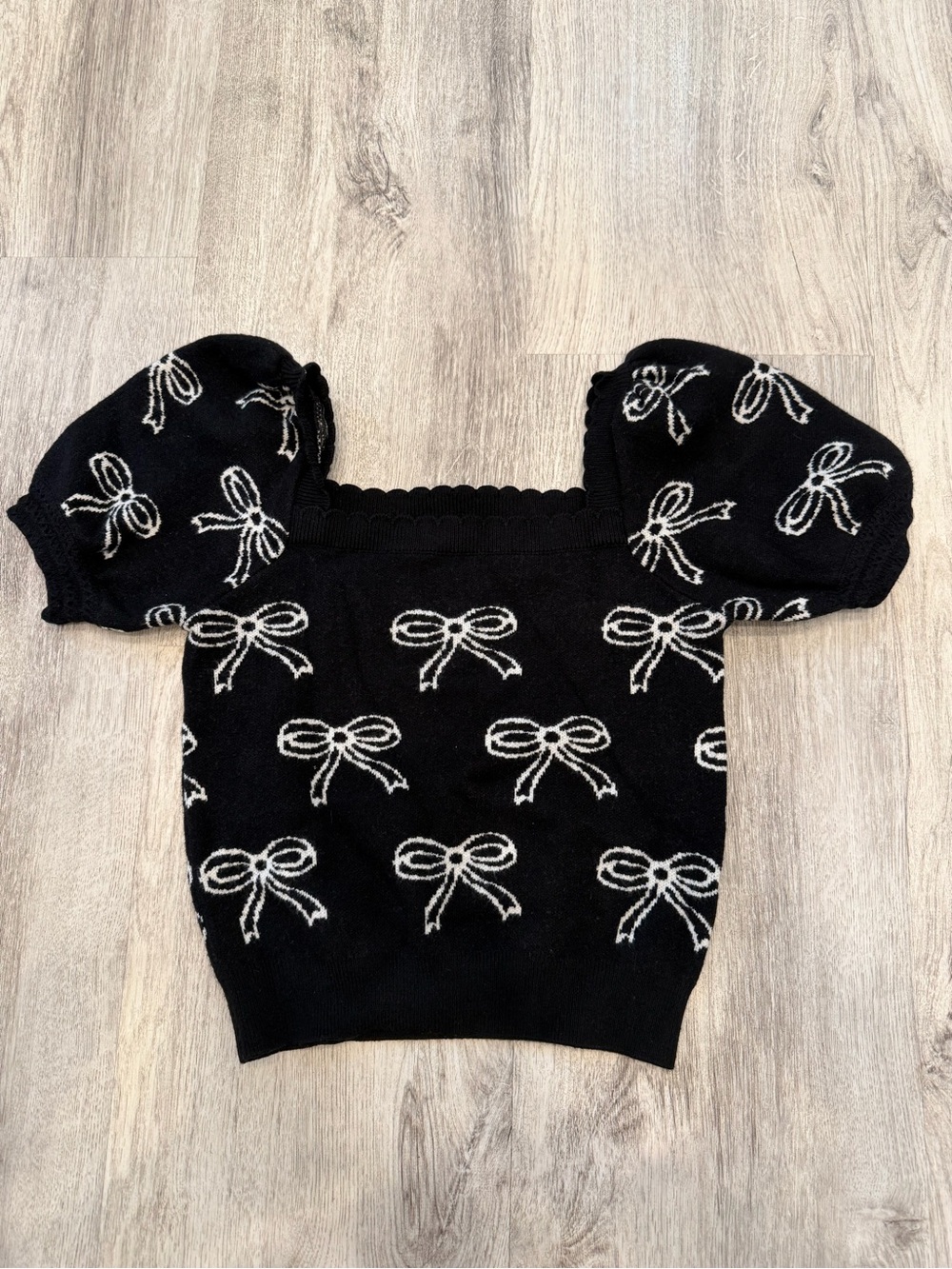 Willow & Wind Black White Bow Puff Sleeve Knit Top XS Coquette
